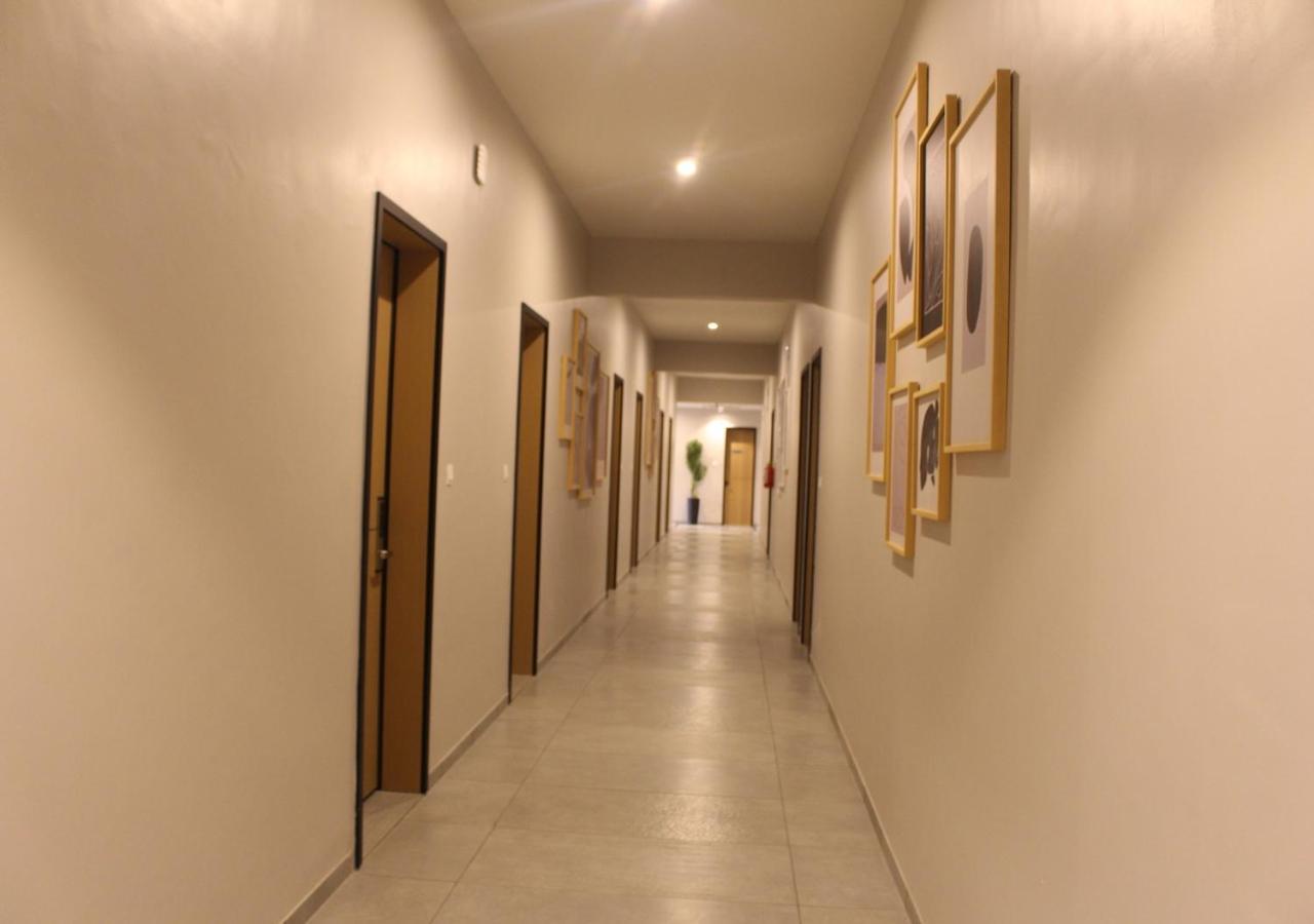 Ixoras Hotel Lemba Kinszasa Zewnętrze zdjęcie