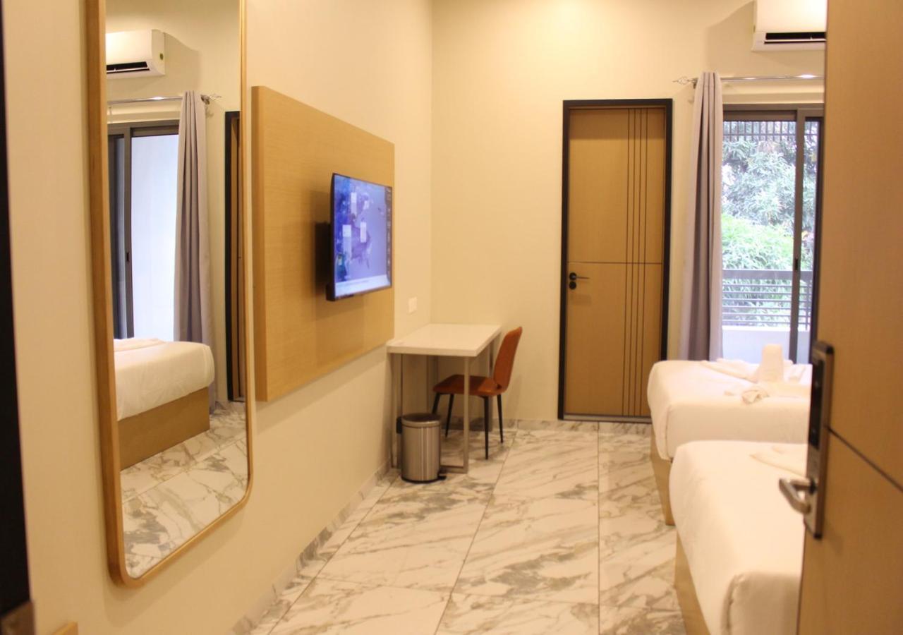 Ixoras Hotel Lemba Kinszasa Zewnętrze zdjęcie