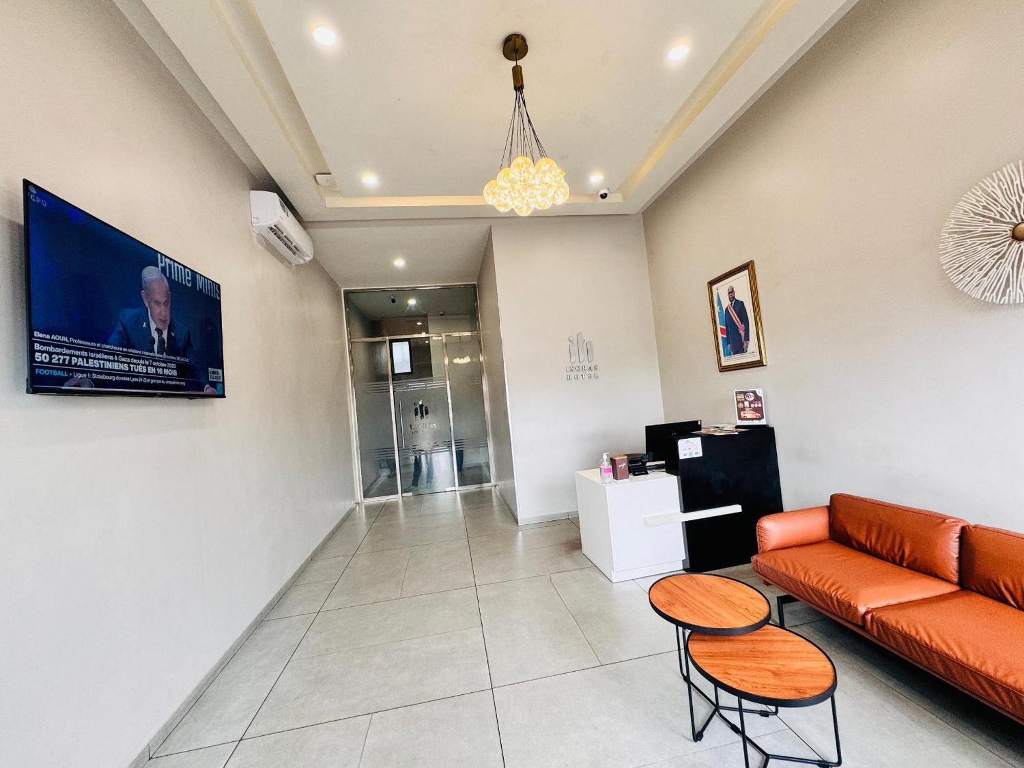 Ixoras Hotel Lemba Kinszasa Zewnętrze zdjęcie