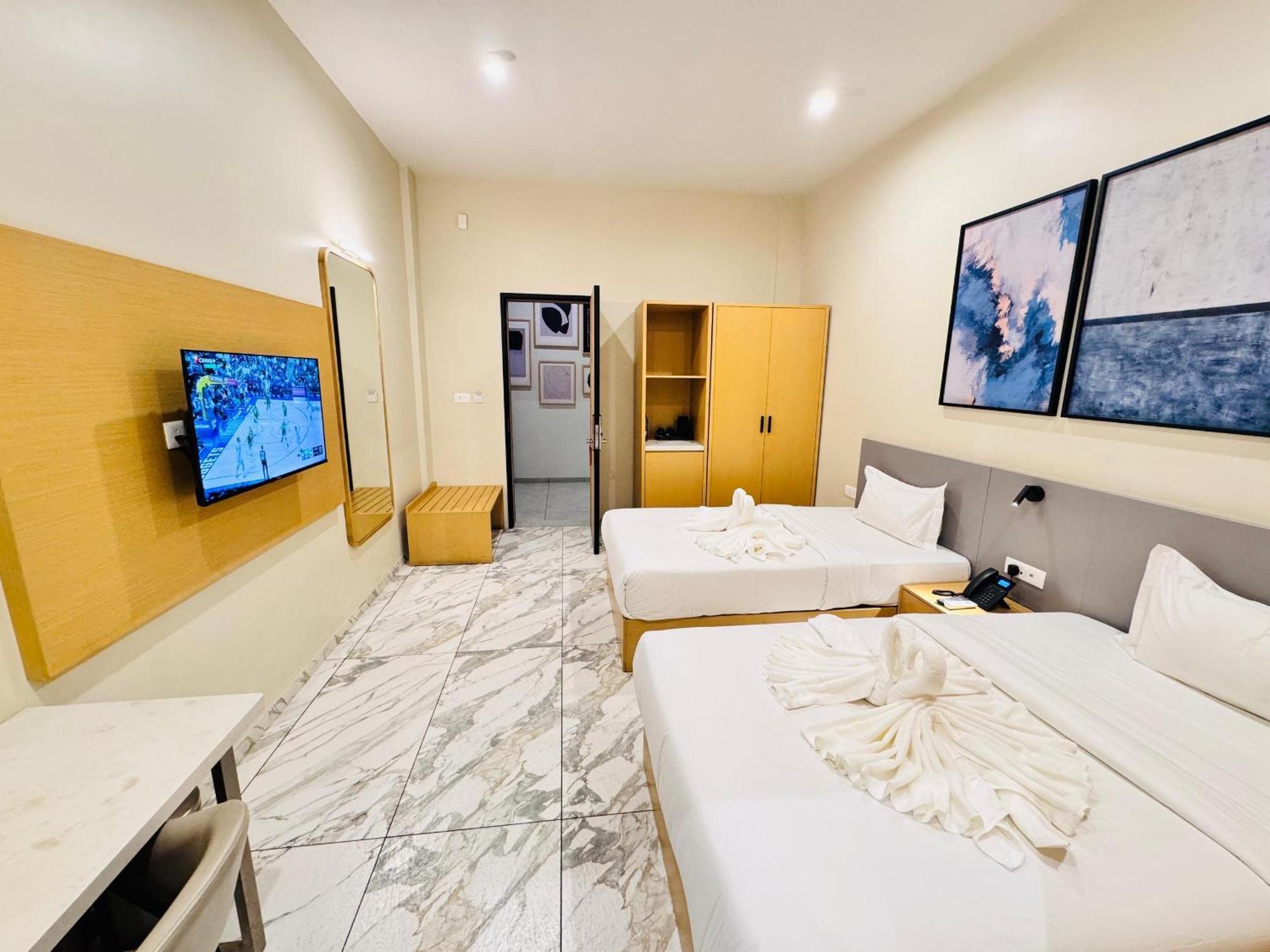 Ixoras Hotel Lemba Kinszasa Zewnętrze zdjęcie